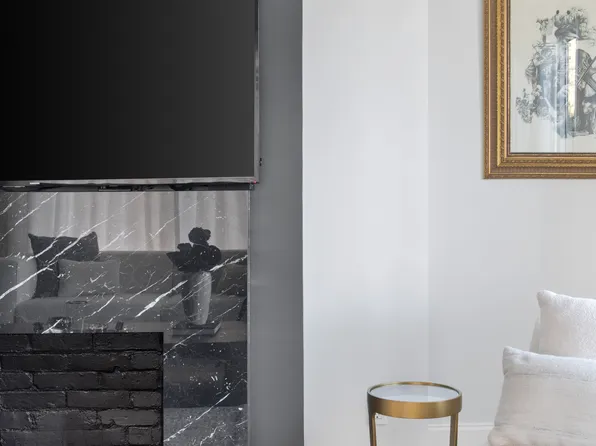 100 Central Park South image 6 of 13