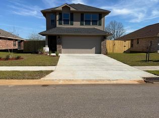 199 Ridgeway Cir, Crestview, FL 32536