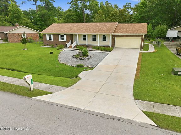 2nd image of 1014 Pine Valley Road