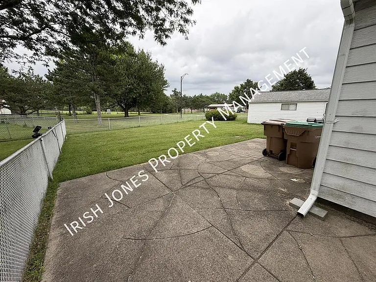 3 Idlebrook Dr — Photo 16