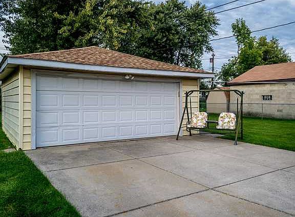 2 car garage