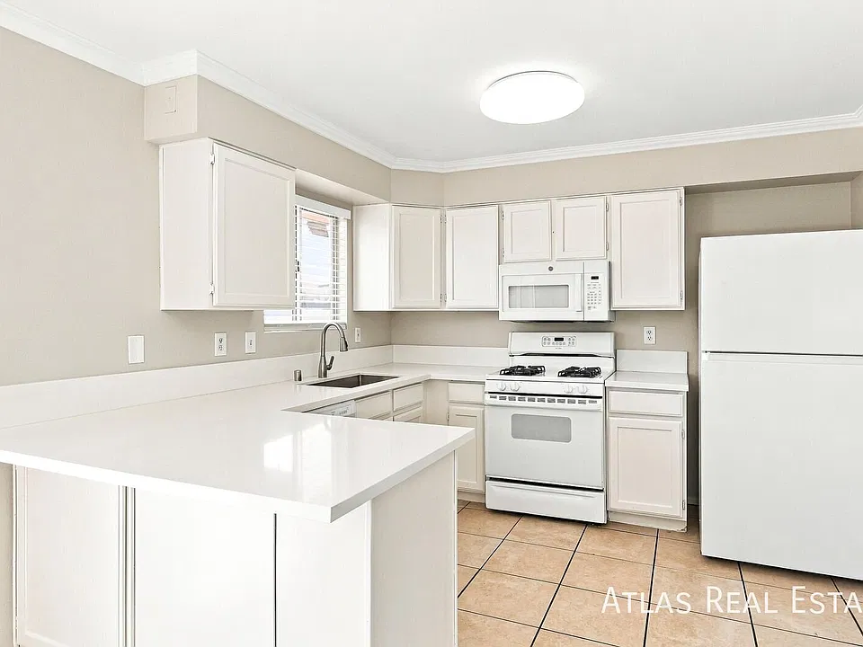 135 Sterling Dr
