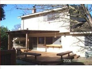 2nd image of 402 Fieldcrest Dr