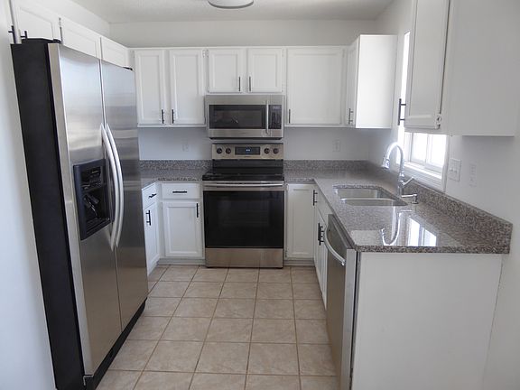 4th image of 1815 La Casa Ln SE
