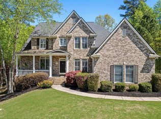 52 Spring Mist Ct, Newnan, GA 30265