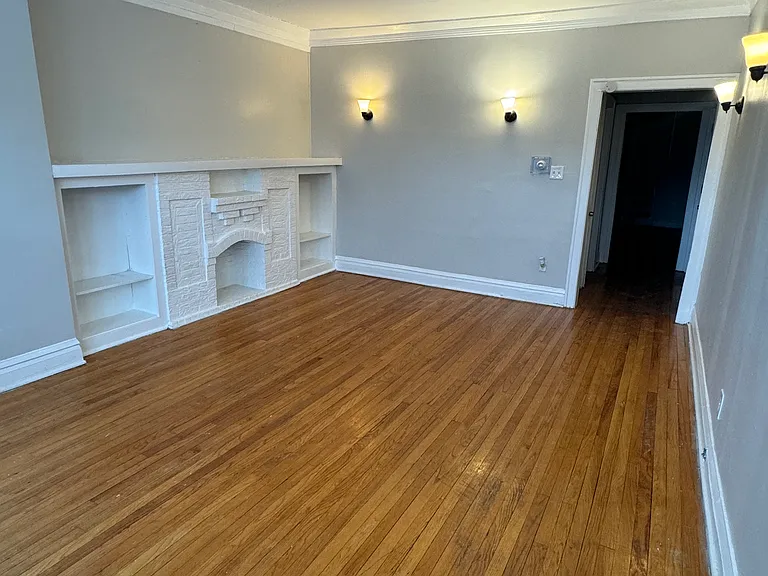 7819 S Euclid Ave #2 — Photo 4