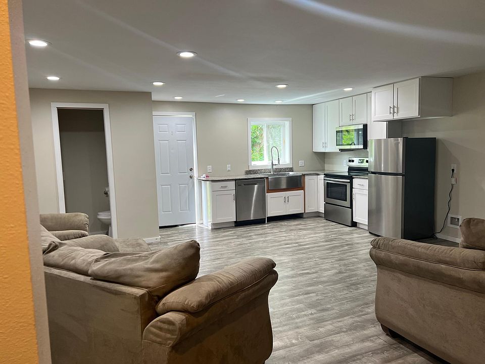 1st image of 9213 352nd St E