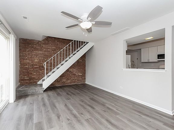 3rd image of 167 Peter Ct Unit B