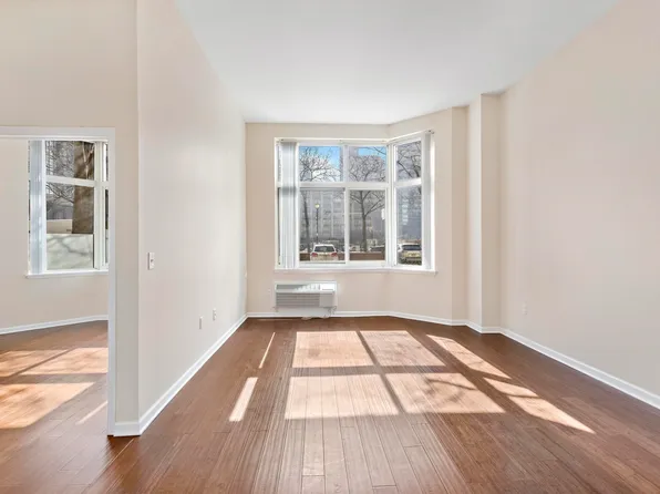 20 2nd Street 110 image 1 of 22