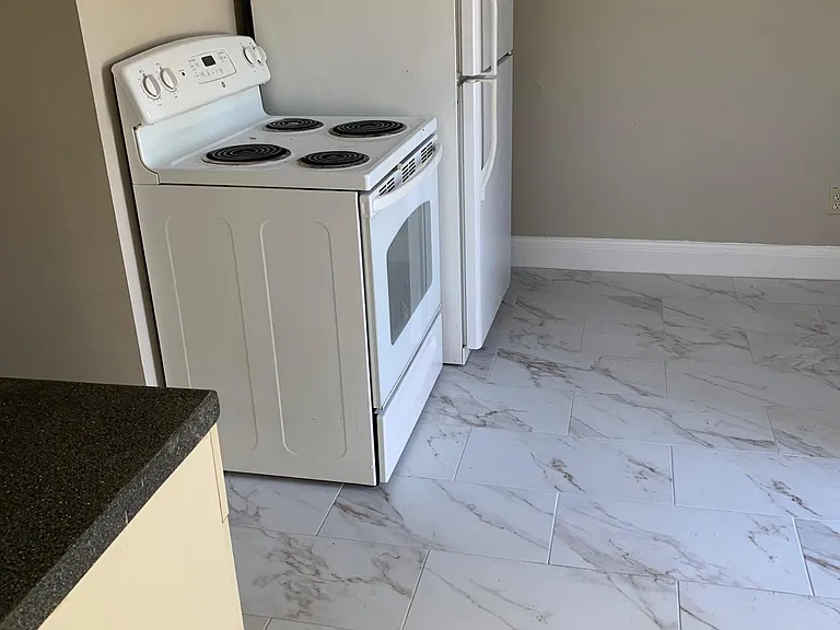 Kitchen Range, Refrigerator