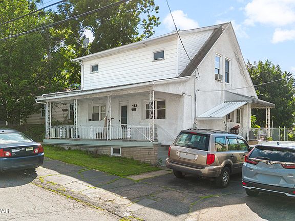 3rd image of 915 N Rebecca Ave