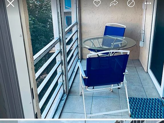 3rd image of 1516 S Lakeside Dr APT 309