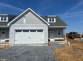 307 Ridgefield Dr, Elizabethtown, PA 17022