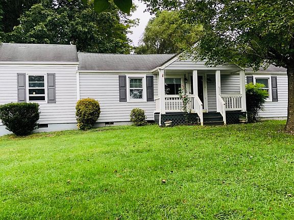2nd image of 3824 Whispering Ln