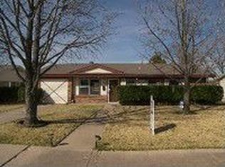 1013 E Linda Dr, Garland, TX 75041
