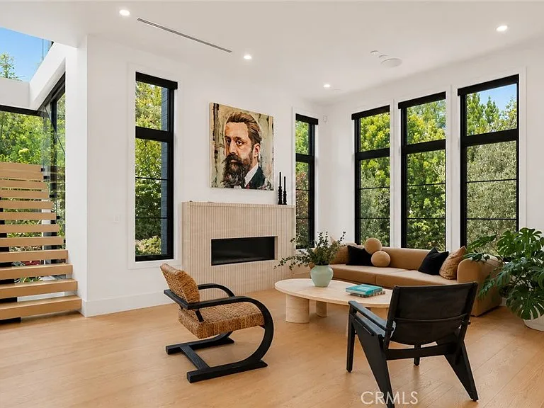 5050 Arundel Dr — Photo 11
