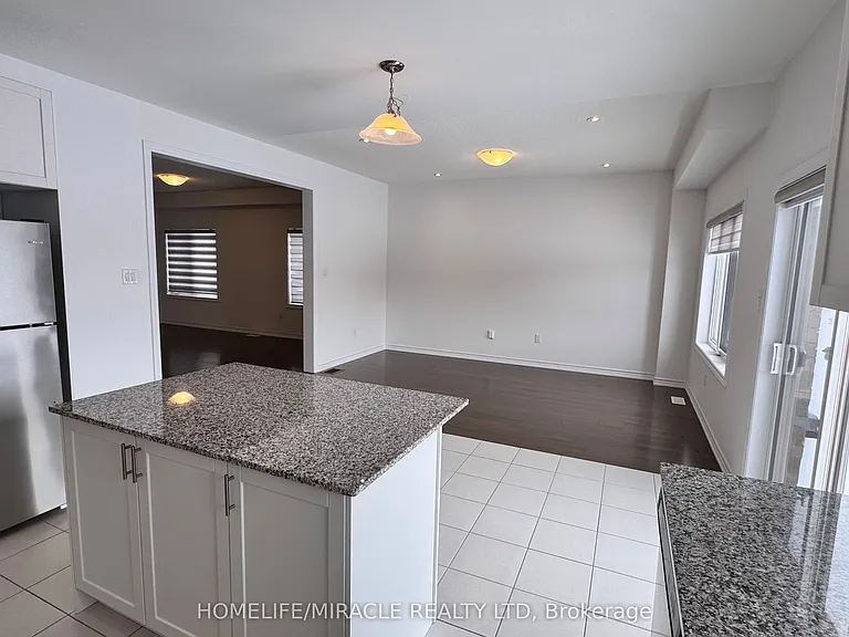 166 Seeley Ave — Photo 20