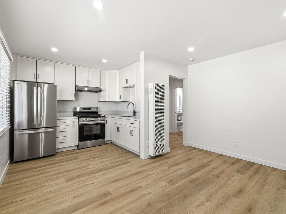 1st image of 801 Liverpool Ct #Liverpool809