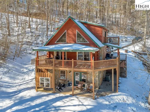 211 Stone Valley Dr., Grassy Creek, NC 28631