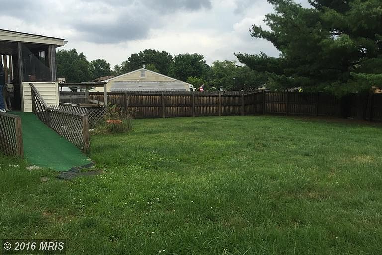 2nd image of 7719 Middlegate Ct