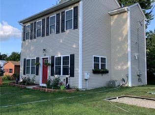 53 Breezy Lake Dr, Coventry, RI 02816