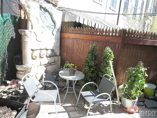 Rented by Miron Properties | media 3