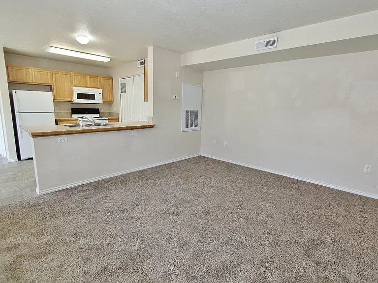 11840 W Cloverbrook Ln #101 — Photo 6