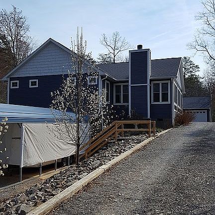5th image of 222 Deer Valley Dr