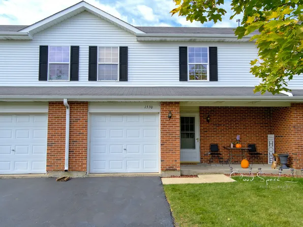 1530 Anderson Trl, Zion, IL 60099