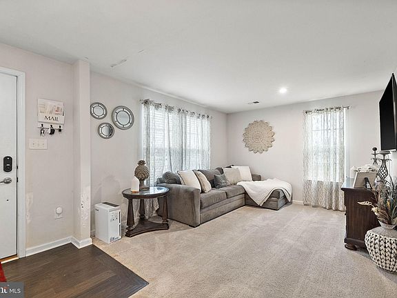3rd image of 100 Merrimac Ave