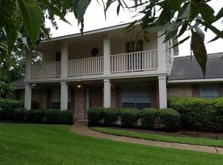815 Piedmont St, Sugar Land, TX 77478