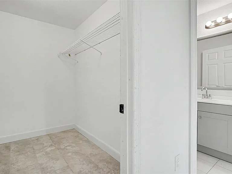 1128 Neville Ave — Photo 17
