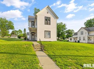 1410 Adams St, Quincy, IL 62301