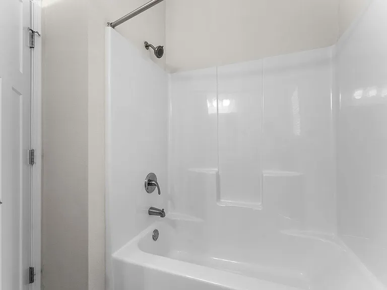 3001 W Cardinal St — Photo 14
