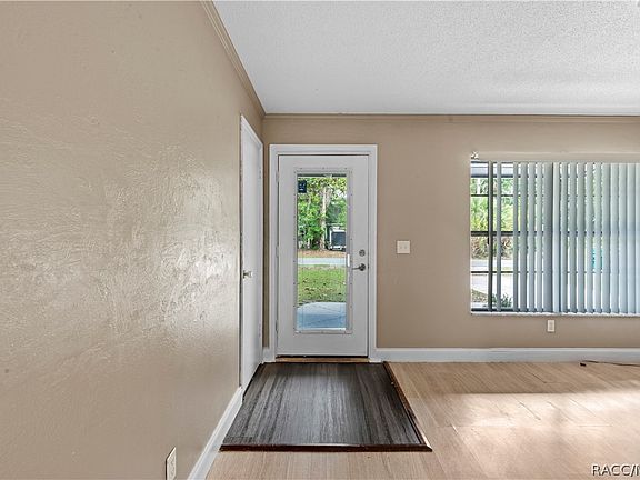 3rd image of 9690 W Green Ln