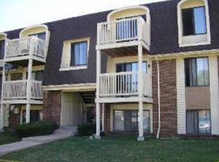 1862 Somerset Dr, Glendale Heights, IL 60139