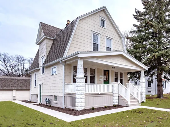 3756 S Whitnall Ave, Milwaukee, WI 53207