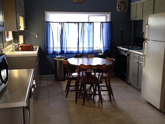 3rd image of 41 Whipple Rd
