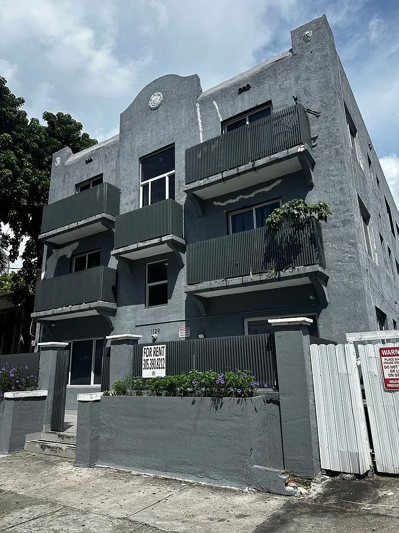 2 Bed/1 Bath in the Heart of Little Havana! — Photo 2