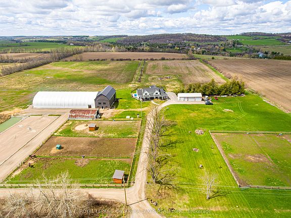 3rd image of 50 Farmview Rd