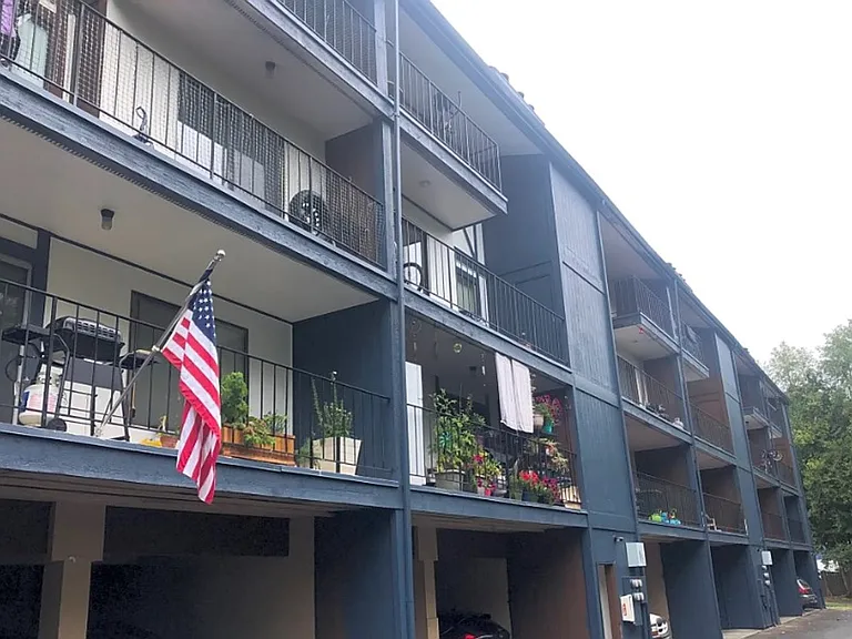 Orchard Park: Quiet Community in Port Orchard — Photo 36
