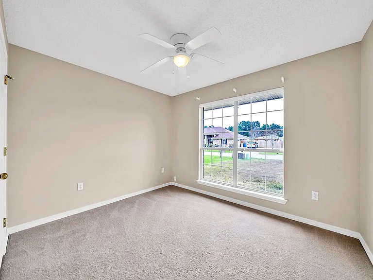 9750 Parker Lake Cir — Photo 20