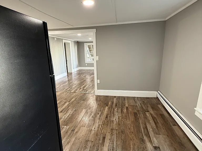 8 Beacon St #A — Photo 19