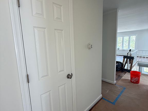 4th image of 450 E Penn St Floor 2