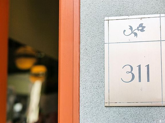 2nd image of 590 6th St APT 311