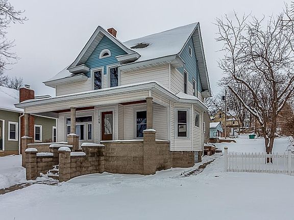 2nd image of 109 N 2nd St