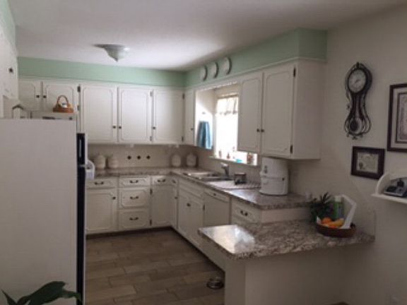 4th image of 2833 Greentree Ln