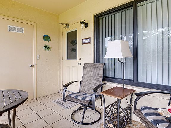 4th image of 229 Pine Hov Cir APT A-2
