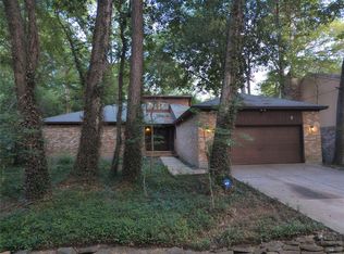 9 Hickorybark Dr, Spring, TX 77381