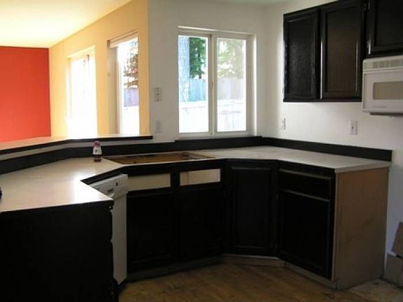 2nd image of 8521 Covina Loop NE